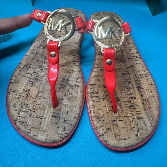 Michael Kors size 6 sandals - Picture 4 of 7